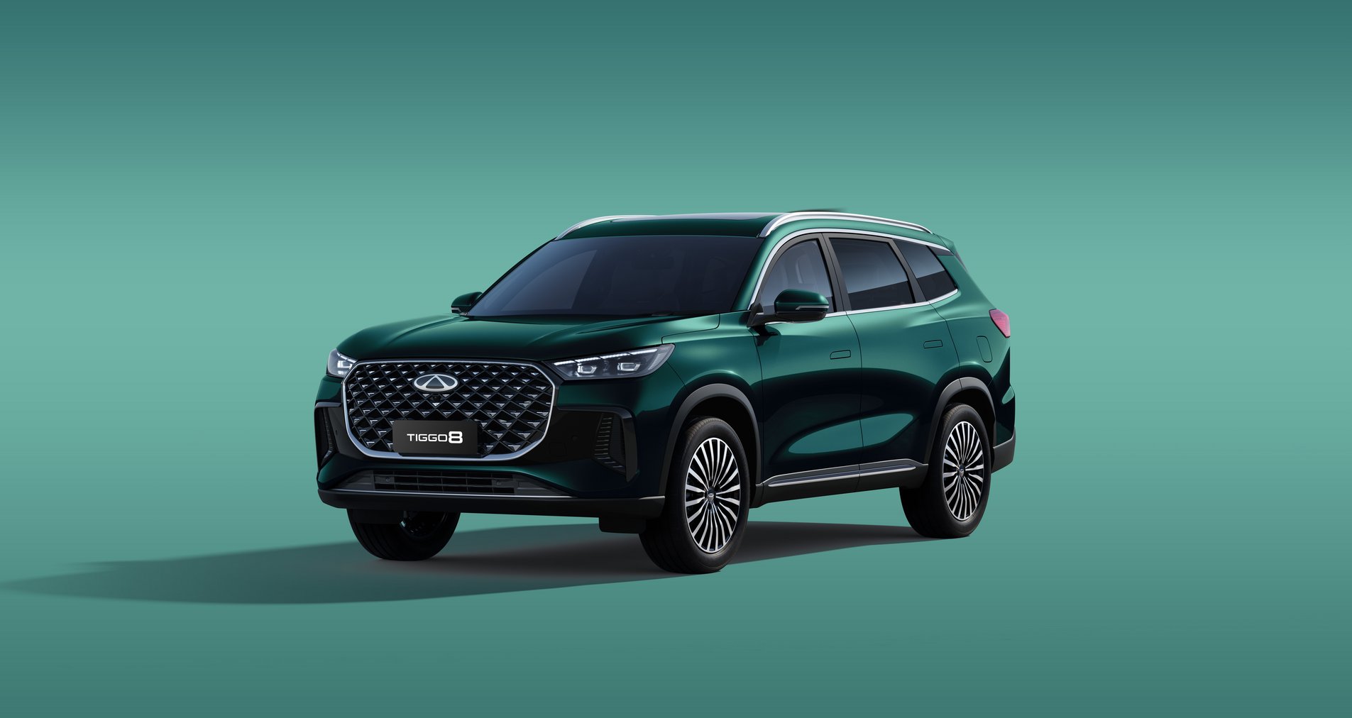 CHERY Tiggo 8 bočný pohľad
