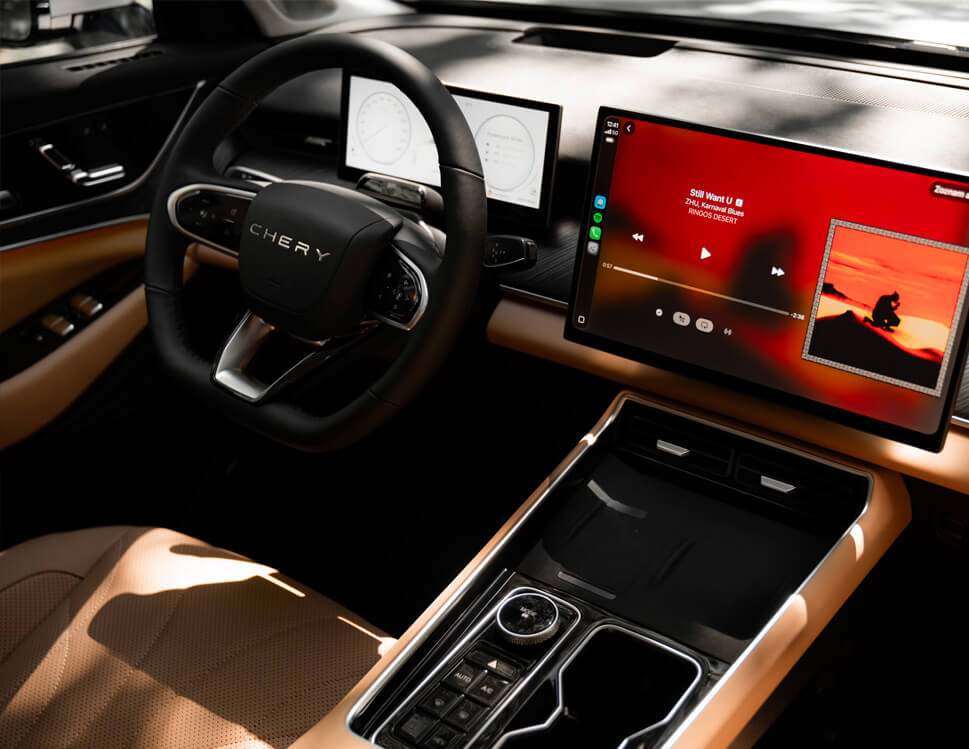 CHERY Tiggo 9 - Interiér - W-HUD a displeje